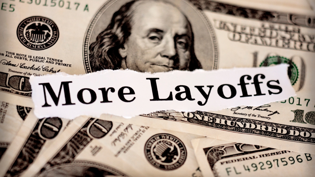 टेक सेक्टर में फिर छंटनी का तूफान! Meta-Microsoft के प्लान से 23,000 कर्मचारियों की नौकरी खतरे में