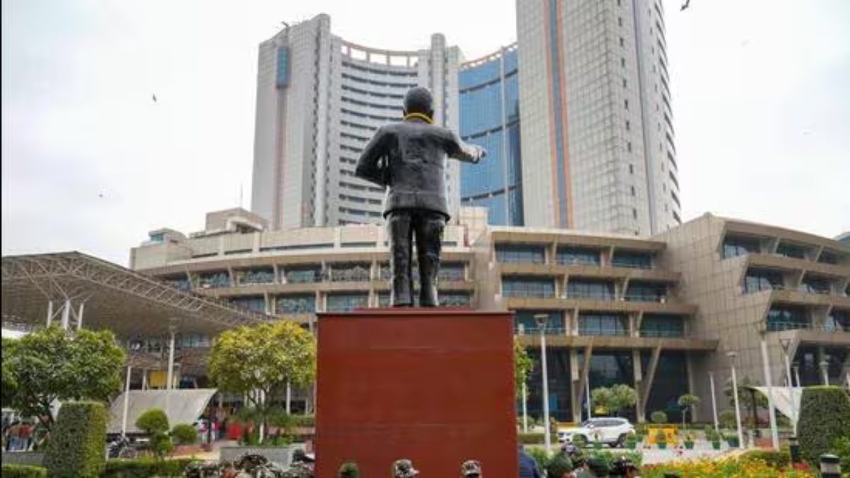 दिल्ली: आज चुने जाएंगे MCD के महापौर और उप महापौर, आम आदमी पार्टी ने कर लिया है खुद को चुनावों से अलग