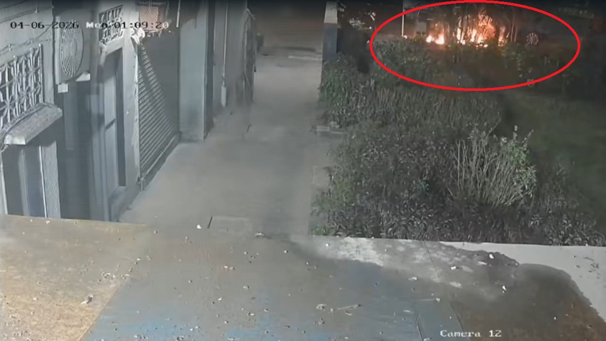 BJP नेता किरीट सोमैया के दफ्तर की नेमप्लेट में युवक ने लगा दी आग, सामने आया CCTV फुटेज