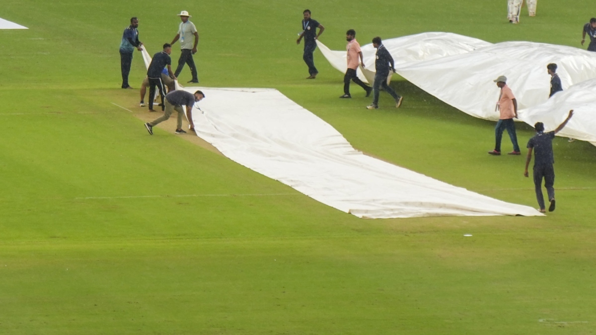 GT vs RCB: अहमदाबाद की पिच पर किसका चलेगा जादू, मौसम का भी जानें पूरा अपडेट