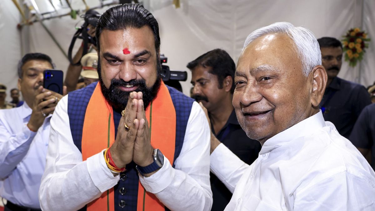 बिहार सरकार में NDA में कैसे होगा मंत्री पद का बंटवारा? सामने आ गई जानकारी, जानें JDU के कितने नेता मंत्री बनेंगे