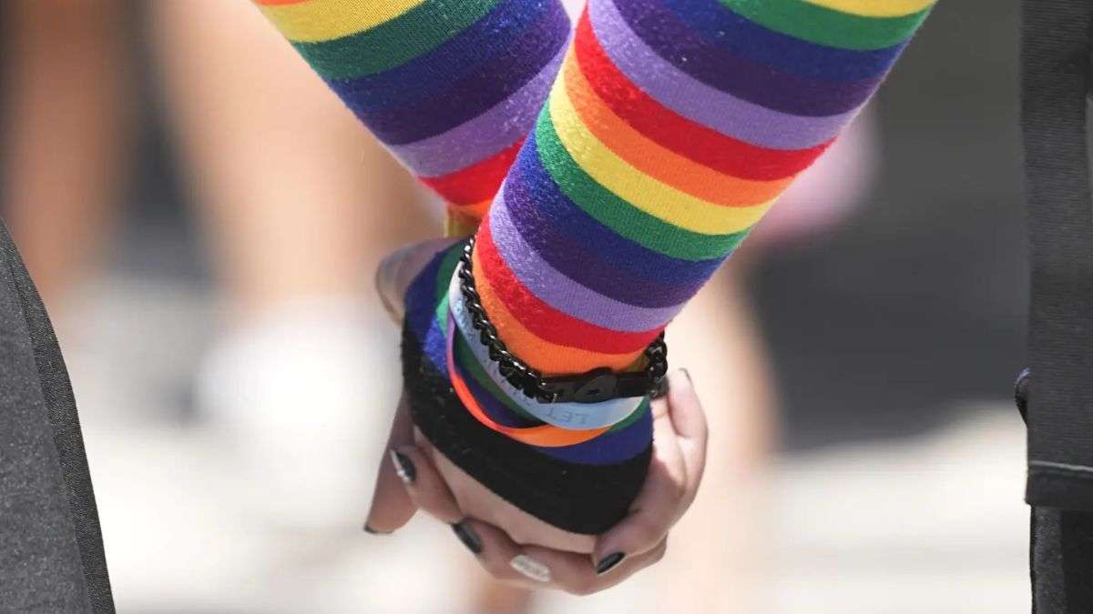 'ब्रिटेन में शरण पाने के लिए खुद को समलैंगिक दिखाते हैं', पाकिस्तानियों और बांग्लादेशियों पर लगे गंभीर आरोप