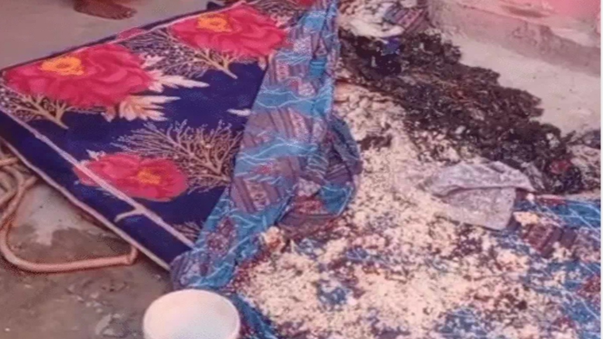 घर बनाने के लिए लिया 18 लाख का लोन, पैर टूटा तो नहीं भर पा रहा था किस्त, नोटिस देख पत्नी ने किया कांड