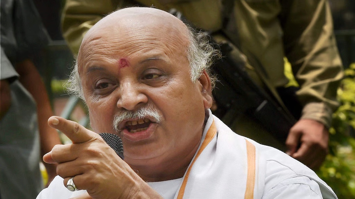 'अब IT के कॉल सेंटर के जरिए हो रहा है अवैध धर्मांतरण, हिंदूवादी नेता प्रवीण तोगड़िया का बड़ा बयान-VIDEO