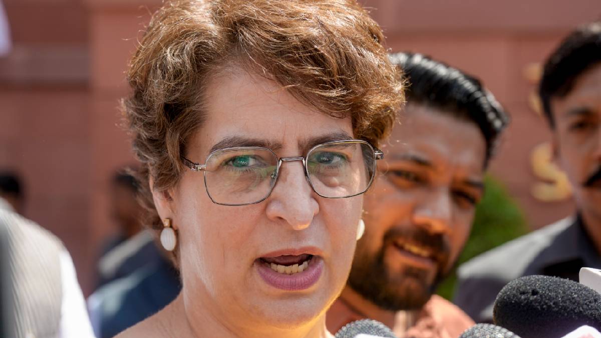 Women's Reservation Bill LIVE Update: 'ये महिला आरक्षण नहीं, परिसीमन बिल था', बीजेपी पर बरसीं प्रियंका गांधी