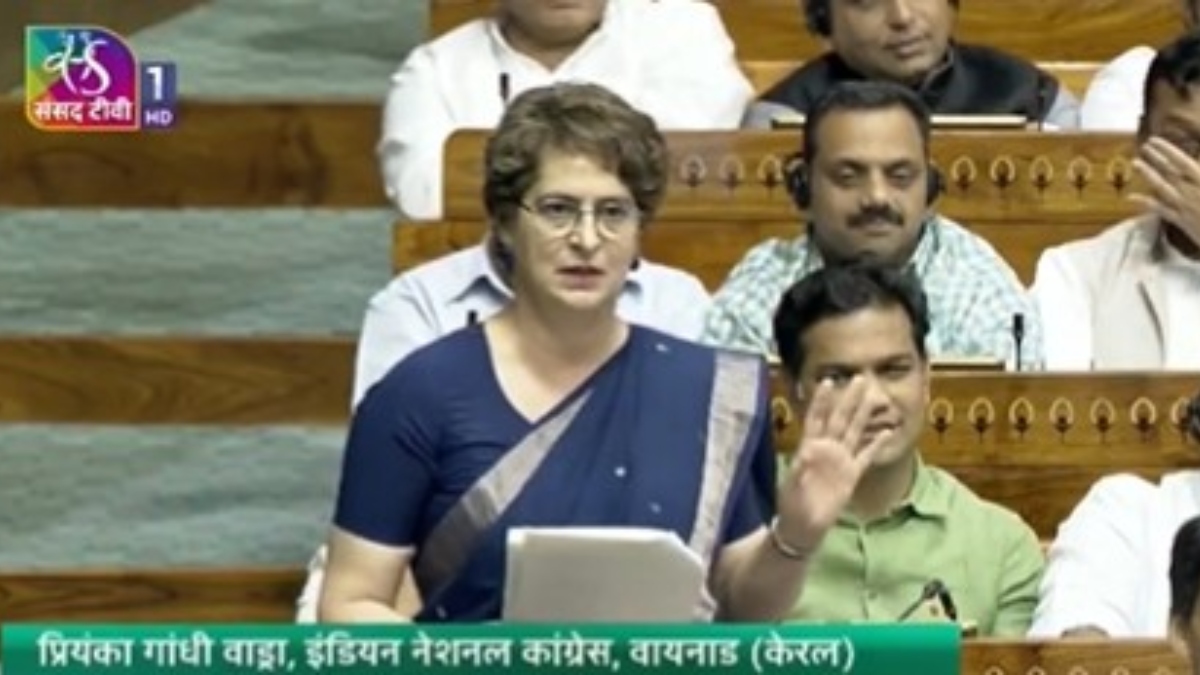 "सरकार महिला आरक्षण बिल का राजनीतिक इस्तेमाल कर रही है", चर्चा के दौरान लोकसभा में बोलीं प्रियंका गांधी