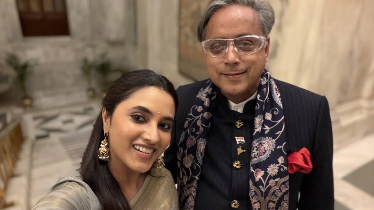 कौन है वो हसीना, जिसकी फोटो खींचने में बिजी थे शशि थरूर, कजरारी आंखों से बनाती दीवाना, तस्वीरों से नहीं हटेगी नजर