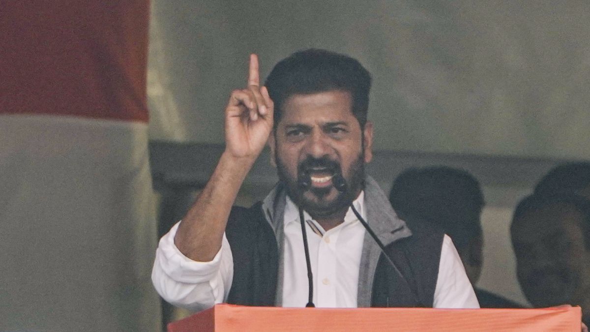 'हम पहले से ही घायल हैं, हमें घातक मत बनाओ', जानें महिला आरक्षण के मुद्दे पर ऐसा क्यों बोले रेवंत रेड्डी