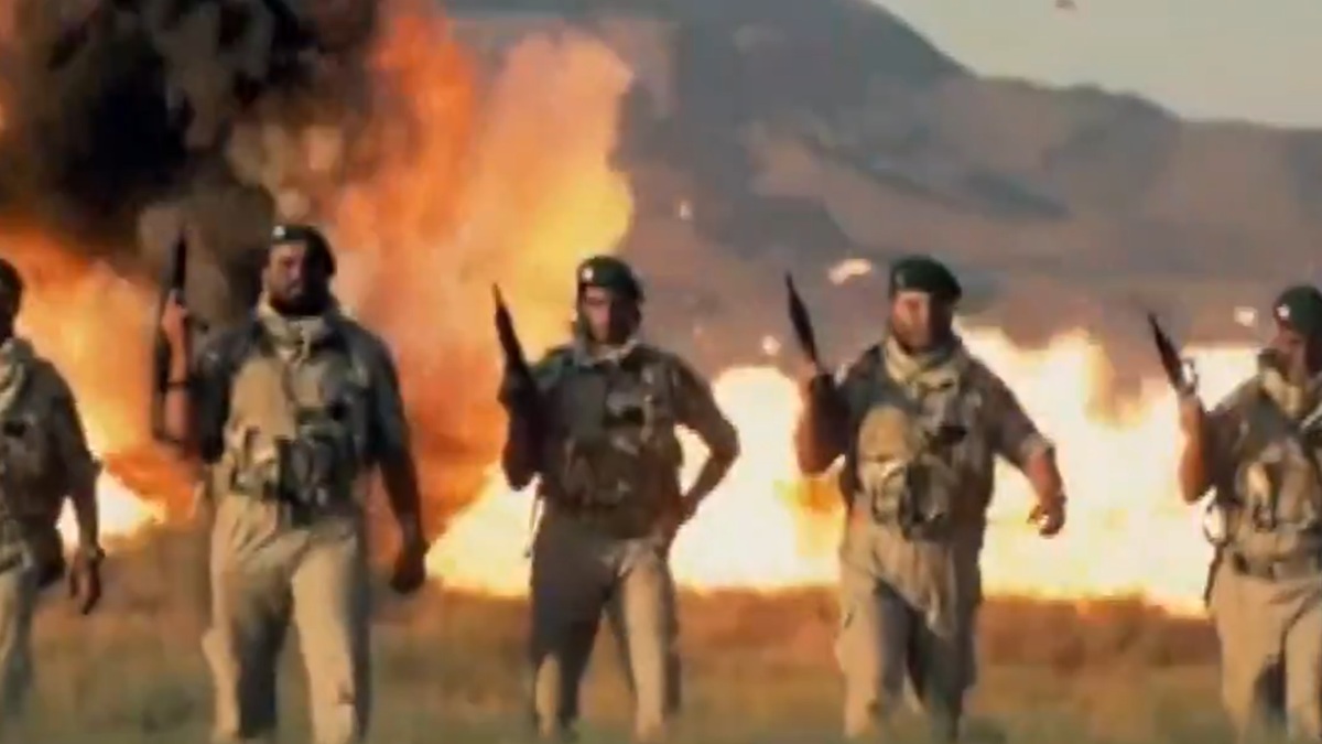 ईरान ने अमेरिका को ललकारा, कहा- "आओ, हम तुम्हारा इंतजार कर रहे हैं",  VIDEO में दिखी ताकत