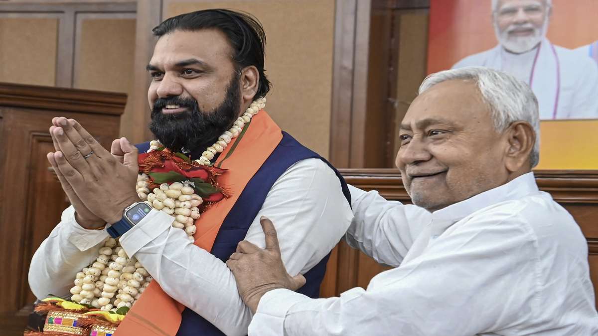 Bihar New CM Oath LIVE: बिहार में बीजेपी युग शुरू, सम्राट चौधरी के साथ आज 2 डिप्टी CM लेंगे शपथ