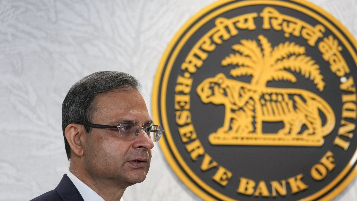 देश की अर्थव्यवस्था को लेकर क्या बोले RBI गवर्नर संजय मल्होत्रा, महंगाई पर क्या है अपडेट