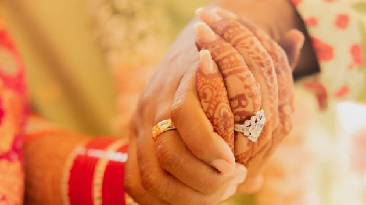 बॉलीवुड में बजी एक और शहनाई, कास्टिंग डायरेक्टर ने रचाई शादी, परिणीति से लेकर रश्मिका मंदाना तक ने दी बधाई