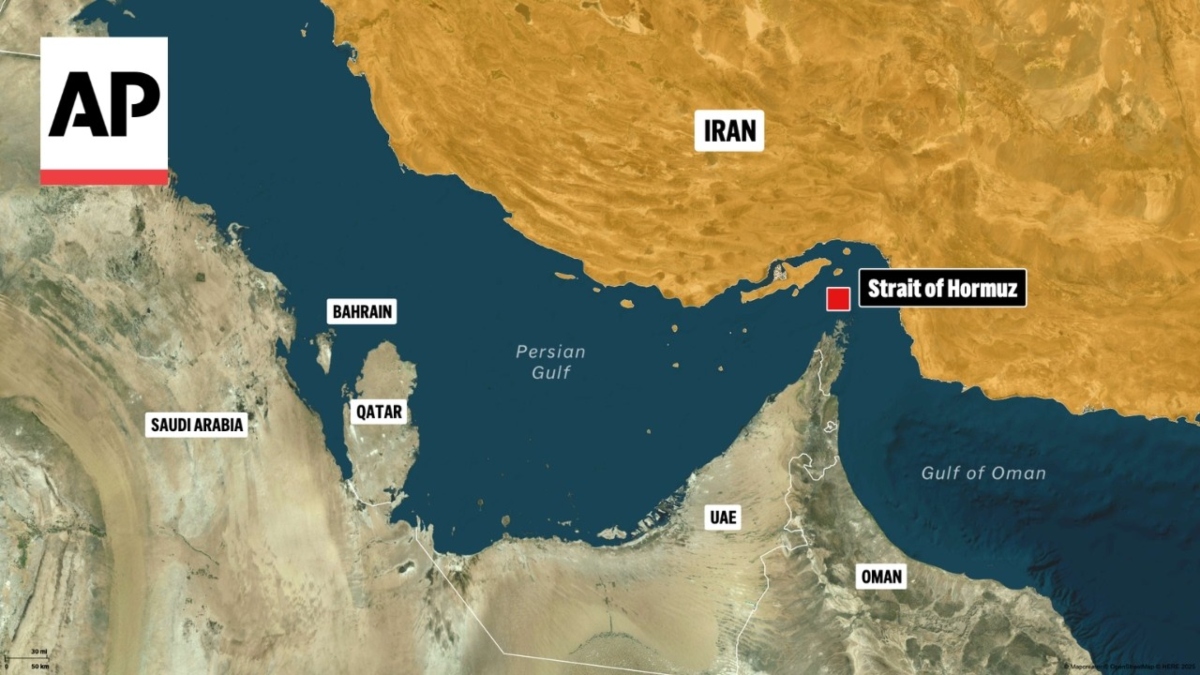 'अमेरिका-इजरायल के लिए होर्मुज कभी भी अपनी पुरानी स्थिति में नहीं आएगा वापस', ईरानी नौसेना ने खाई कसम