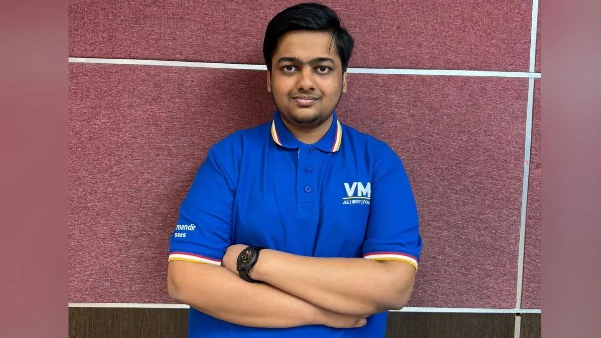 JEE मेन के टॉपर्स में शामिल आदित्य गुप्ता ने बताया सफलता का राज, जानें खास बातचीत में क्या बोले?