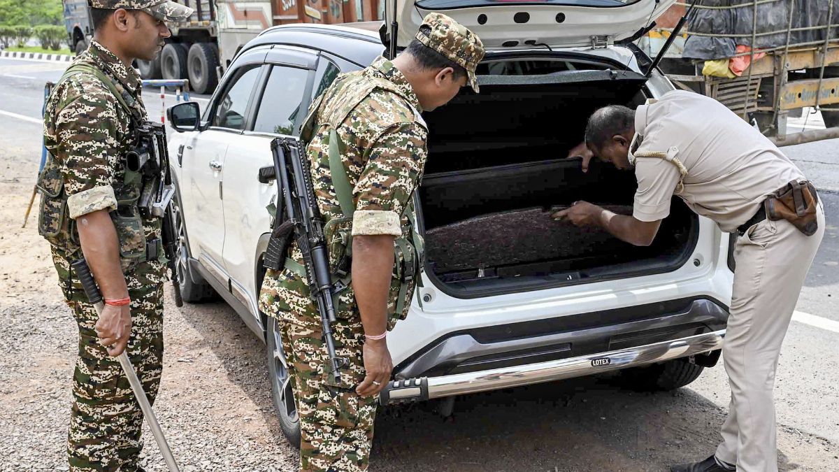 पश्चिम बंगाल विधानसभा चुनाव के लिए सुरक्षा के कड़े इंतजाम, 3000 अतिरिक्त फोर्स की होगी तैनाती