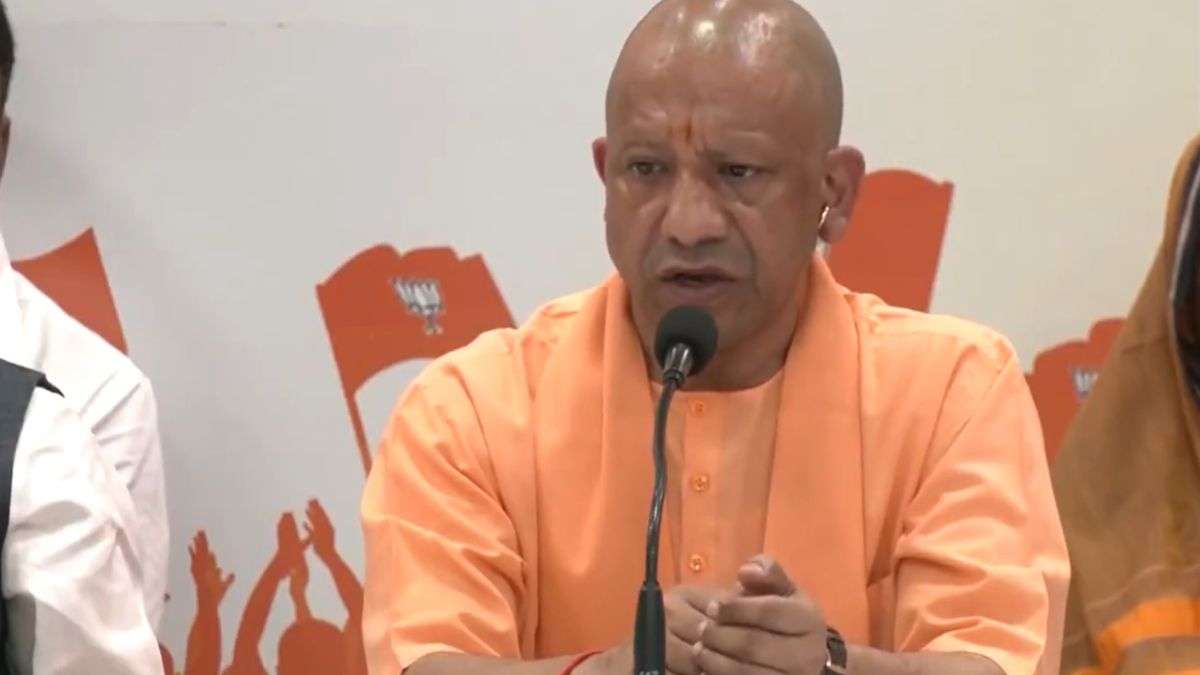 महिला आरक्षण पर विपक्ष की सोच कुत्सित, किसी का हक नहीं छीना जा रहा: सीएम योगी