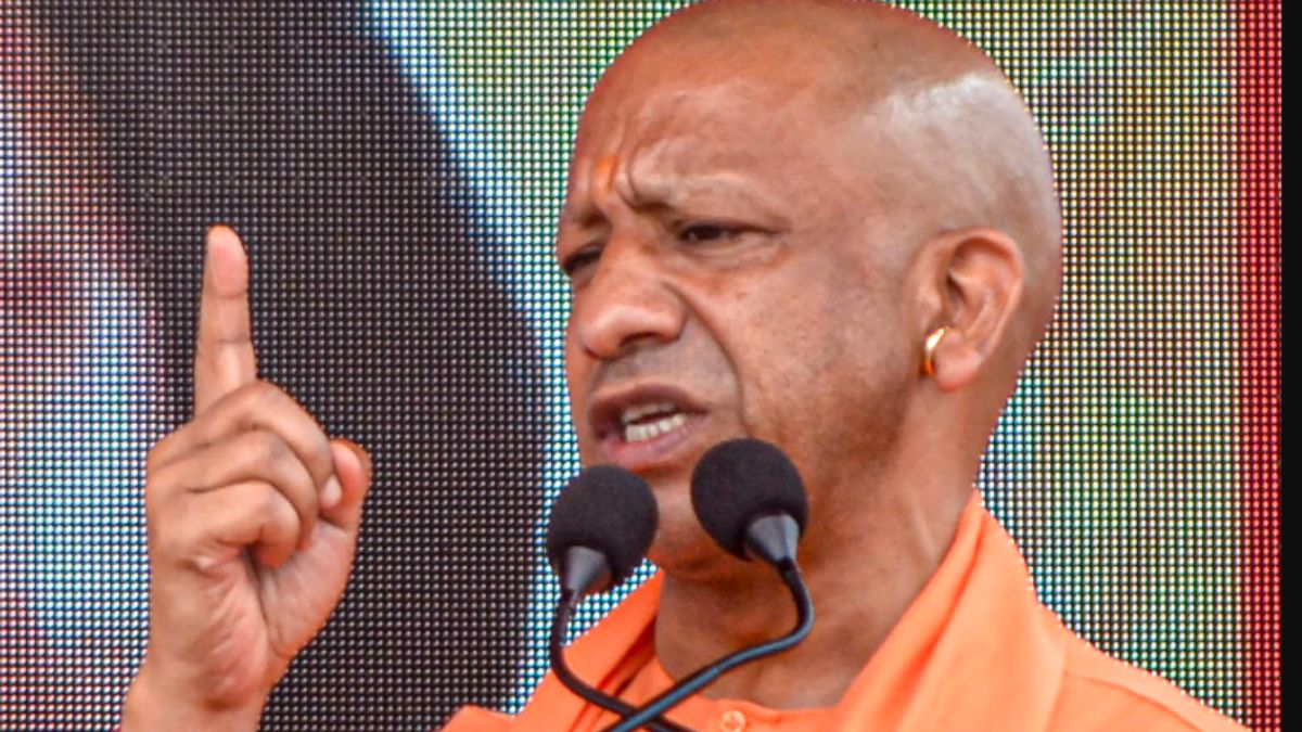 'अंबेडकर का किया अपमान, कांग्रेस और TMC ने SC-ST के लिए नहीं किया काम', पश्चिमी मेदिनीपुर में गरजे योगी आदित्यनाथ