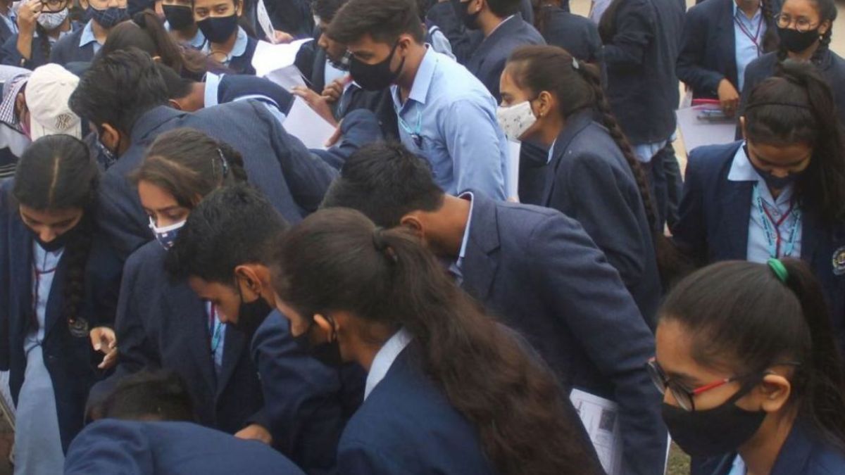 UPMSP 10th, 12th Results 2026 Live: यूपी बोर्ड का रिजल्ट upmsp.edu.in पर आज, बस कुछ घंटों का इंतजार और शेष