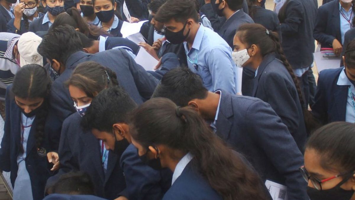 यूपी बोर्ड 10वीं और 12वीं का रिजल्ट कब तक आएगा? इवैल्यूएशन की लास्ट डेट एक्सटेंड