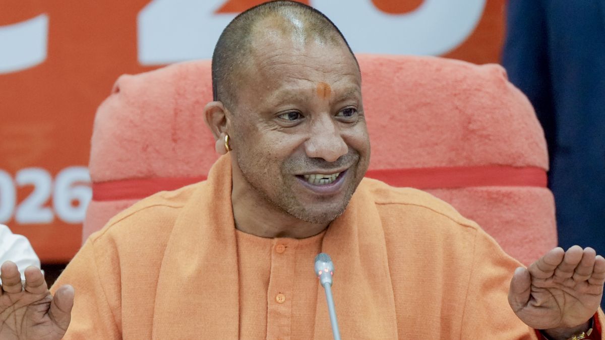 यूपी पुलिस में इस साल होगी बंपर भर्ती, भरे जाएंगे 81 हजार पद; CM योगी ने किया ऐलान