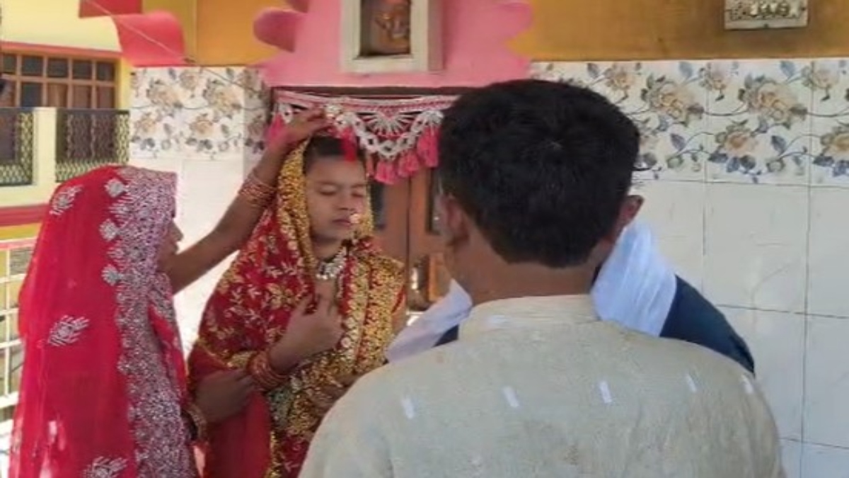 PHOTOS: नाज खातून ने प्यार के लिए अपनाया सनातन धर्म, निशा गौतम बन प्रेमी राकेश संग लिए सात फेरे