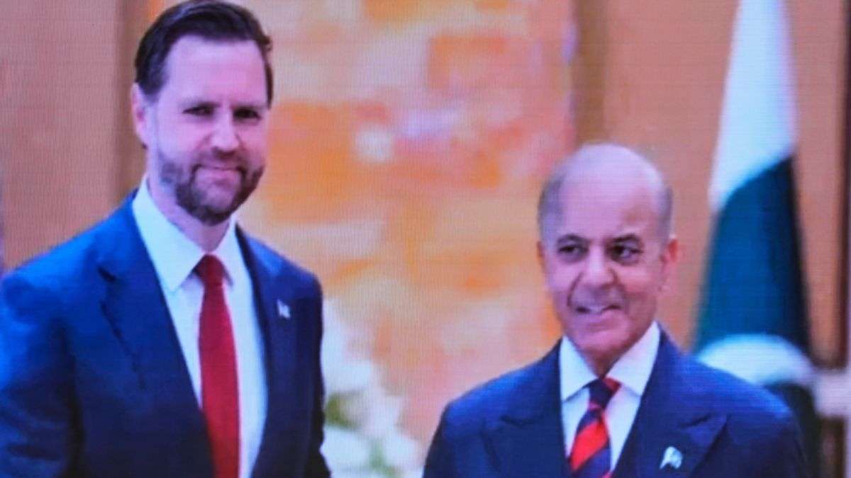 जेडी वेंस से मिलने के बाद क्या बोले शहबाज शरीफ? सामने आया पाकिस्तानी पीएम का बयान