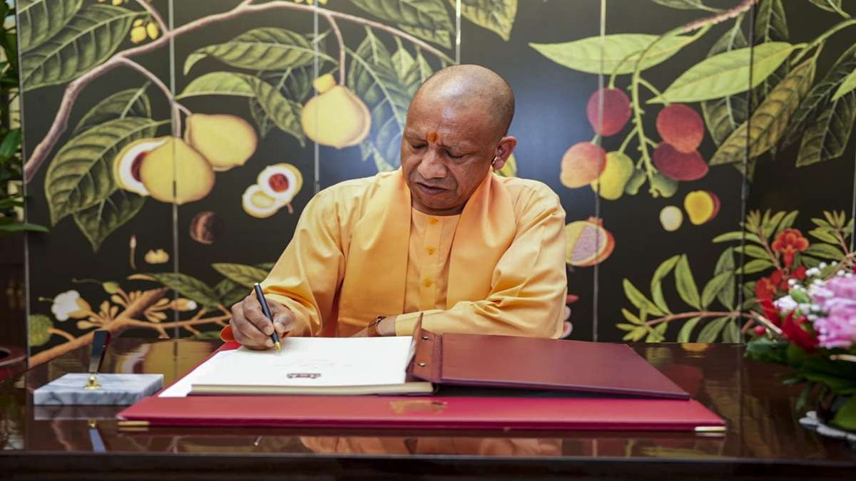 अंबेडकर जयंती पर प्रदेशवासियों को 'योगी की पाती', कहा- विजन, मिशन और लगन के धनी बाबासाहेब के हर शब्द प्रेरक हैं