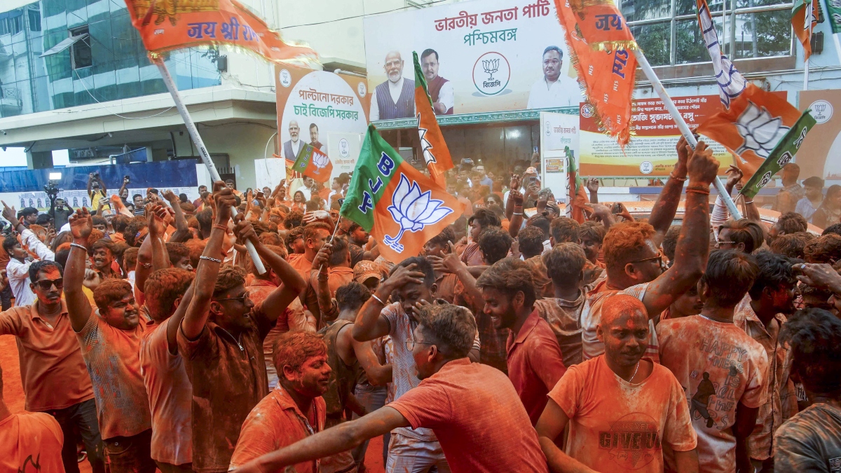 'माइक्रो मैनेजमेंट से लेकर प्रवासी बंगाली कनेक्ट, पश्चिम बंगाल में BJP की रिकॉर्ड जीत, जानिए क्या रहे बड़े कारण?