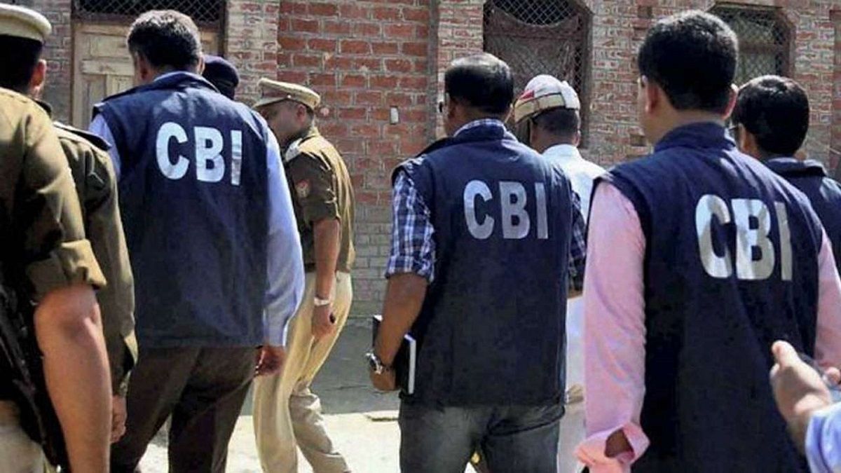 रिश्वत कांड में फंस गईं CGHS की एडिशनल डायरेक्टर, CBI ने निजी सहायक के साथ रंगे हाथ पकड़ा