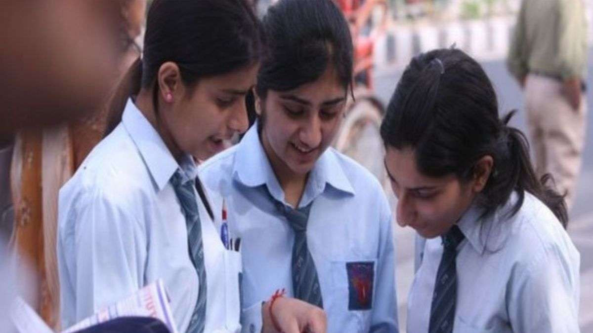 CBSE स्टूडेंट्स के लिए खुशखबरी! Re-evaluation में IIT मद्रास की टीम करेगी मदद, शिक्षा मंत्री ने जारी किए निर्देश