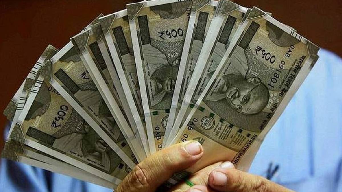 बोकारो ट्रेजरी घोटाले में CID का बड़ा एक्शन, अकाउंटेंट और दो पुलिसकर्मी अरेस्ट; 10 करोड़ रुपये मनी ट्रेल का खुलासा