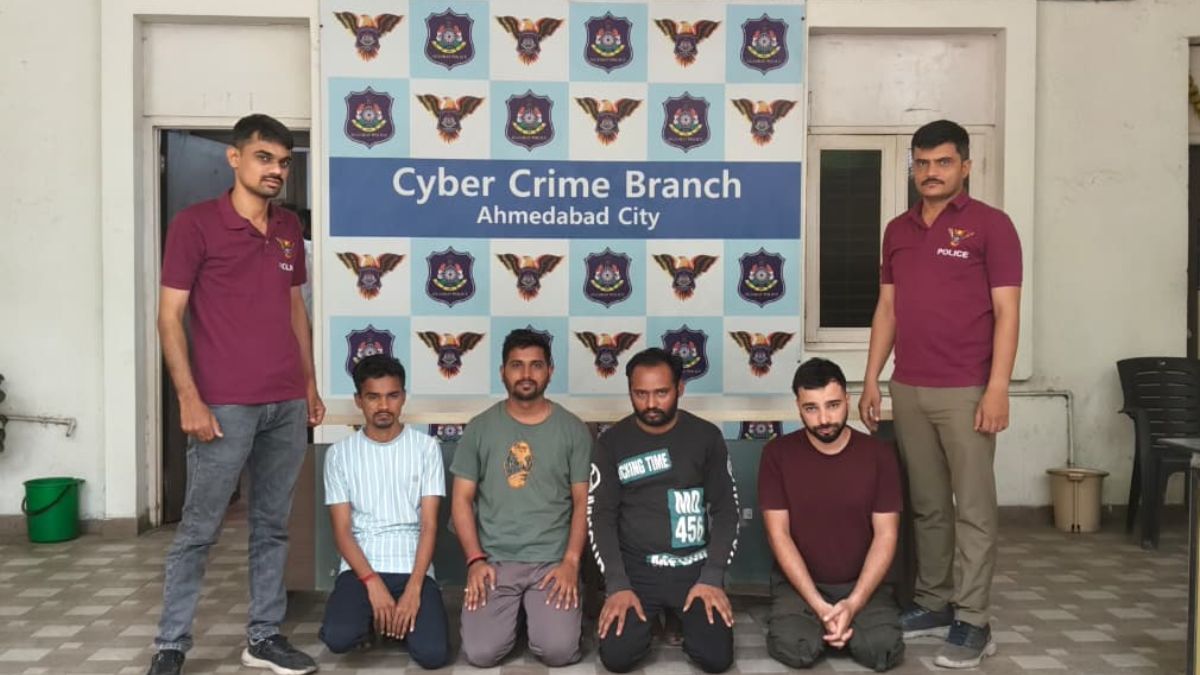 गुजरात: हाई-टेक आधार कार्ड फ्रॉड का पर्दाफाश, डीपफेक वीडियो और AI को इस्तेमाल करके किया जा रहा था बड़ा खेल