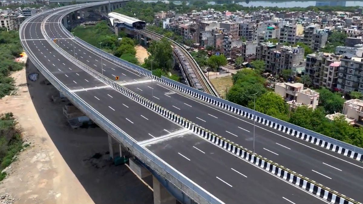 एक ही हाईवे से जुड़ेंगे नोएडा, दिल्ली, फरीदाबाद, गुरुग्राम- गडकरी ने किया DND–फरीदाबाद-सोहना प्रोजेक्ट का निरीक्षण