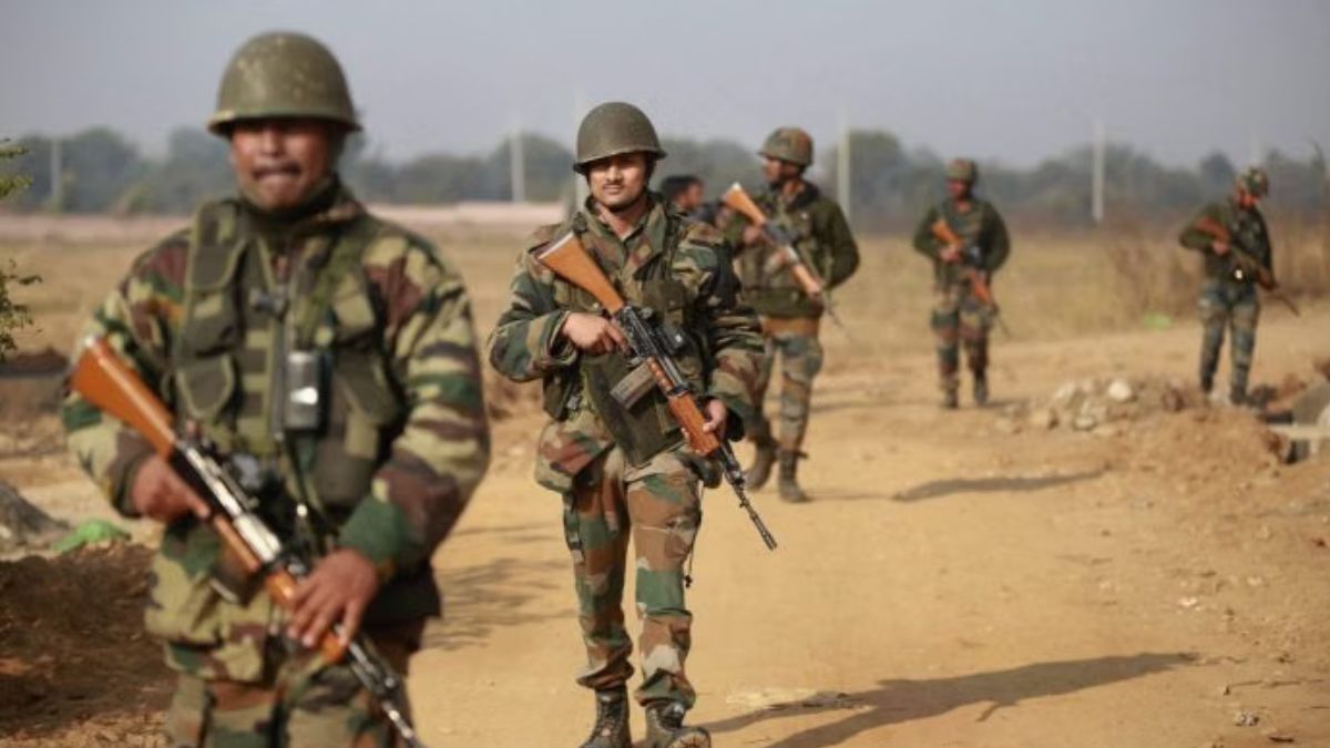 जम्मू कश्मीर: उरी में सेना ने नाकाम की घुसपैठ की कोशिश, LoC के पास 3 लोग गिरफ्तार