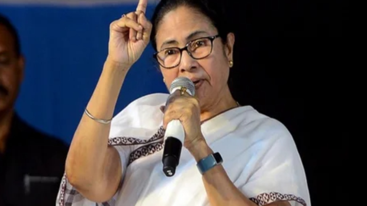 'मैं इस्तीफा नहीं दूंगी, वे अब मुझे बर्खास्त कर दें', ममता ने फिर दोहराया, बैठक से विधायक हुए गायब