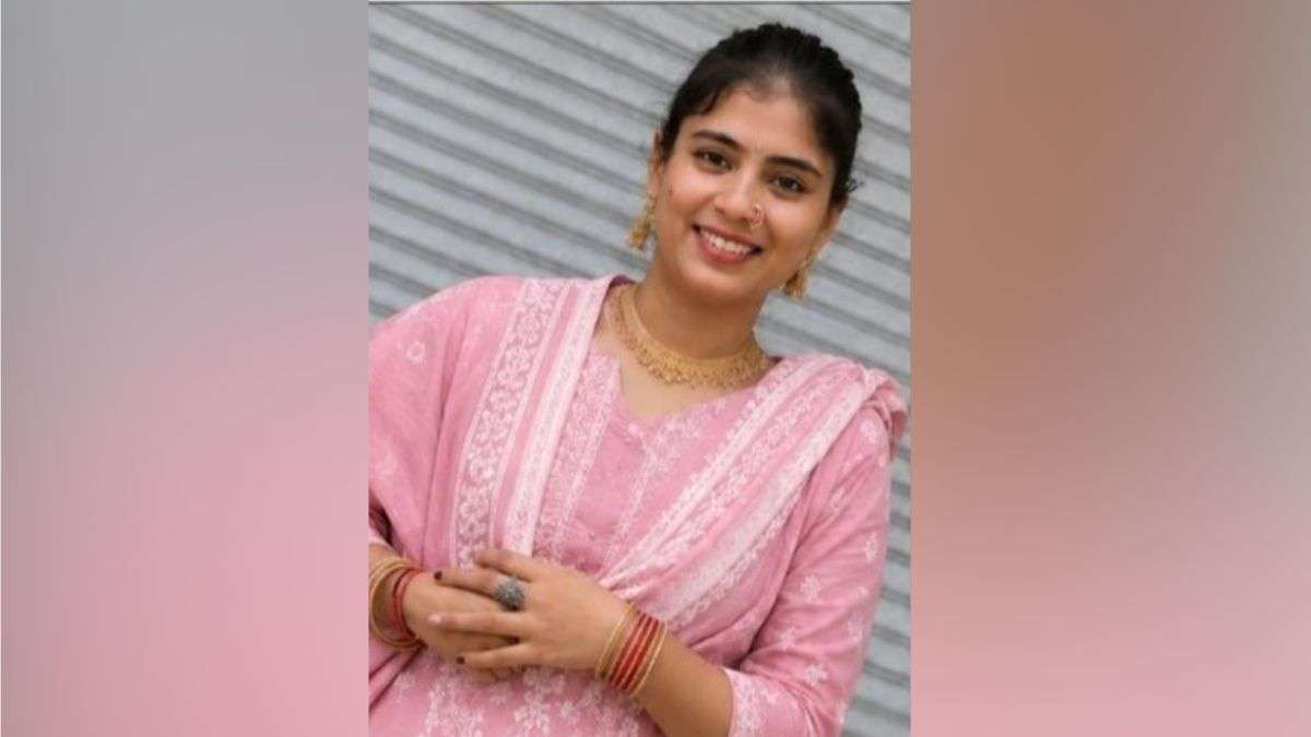 ट्रेन से लापता हुई पत्नी प्रज्ञा सिंह को पुलिस ने बरामद किया, जानें कहां मिली