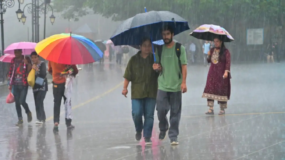 कहीं आंधी, कहीं बारिश... दिल्ली-NCR में अगले 48 घंटों में बरसेंगे बादल, जानें अन्य राज्यों का हाल