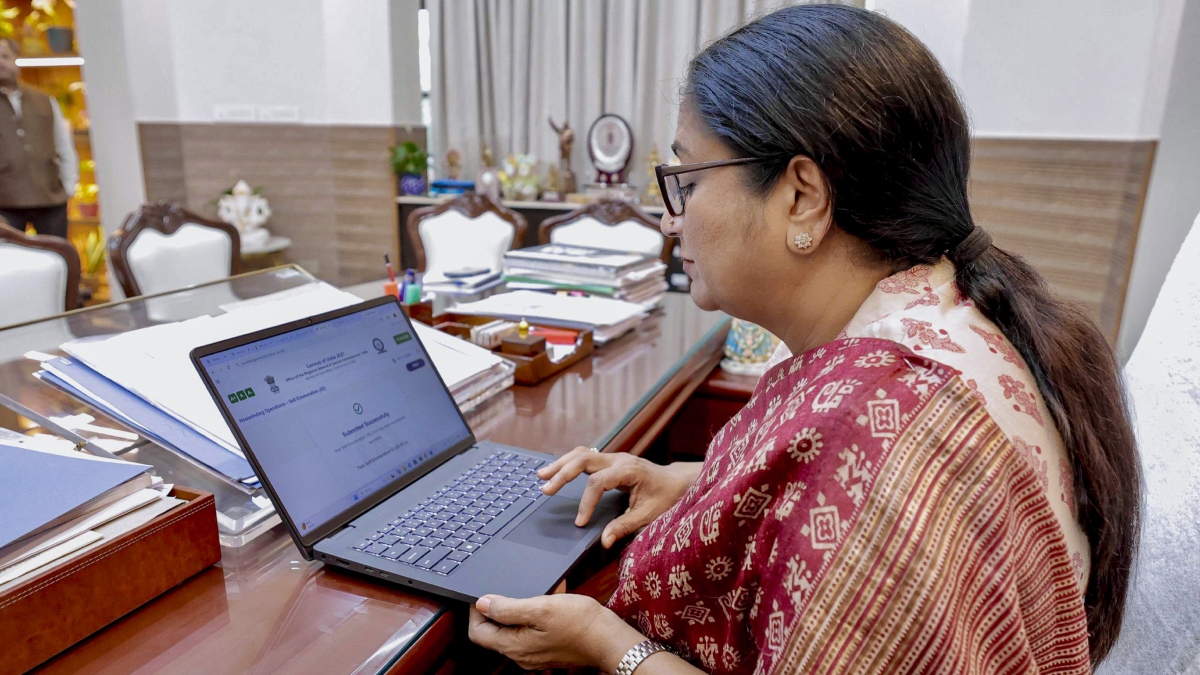 सप्ताह में 2 दिन वर्क फ्रॉम होम जरूर दें, ऑफिस का टाइम बदलें, प्राइवेट कंपनियों को दिल्ली सरकार की सलाह