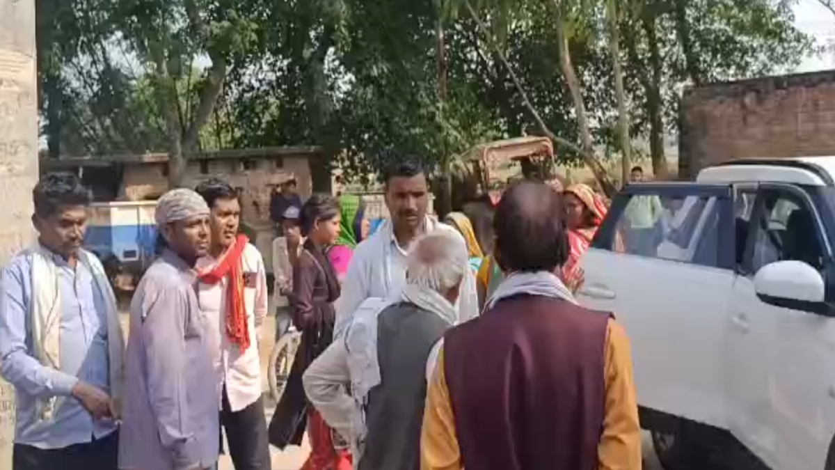 गांव में प्रधान की खुलेआम दंबगई, युवक को पहले लाठियों से पीटा फिर गोली मारकर की हत्या, हैरान कर देगी वजह-VIDEO