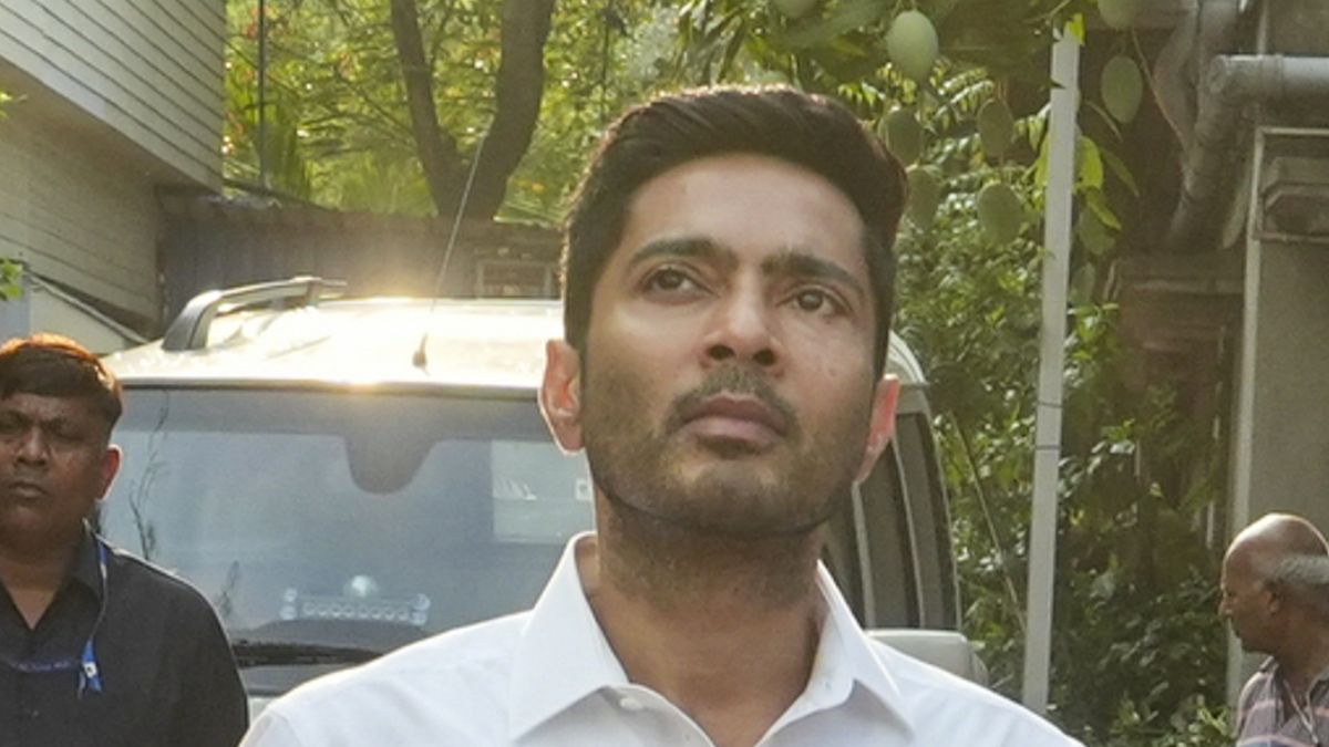 तृणमूल सांसद अभिषेक बनर्जी की फिर बढ़ीं मुश्किलें, अब त्रिपुरा कोर्ट ने समन नोटिस जारी किया, जानें क्या है मामला