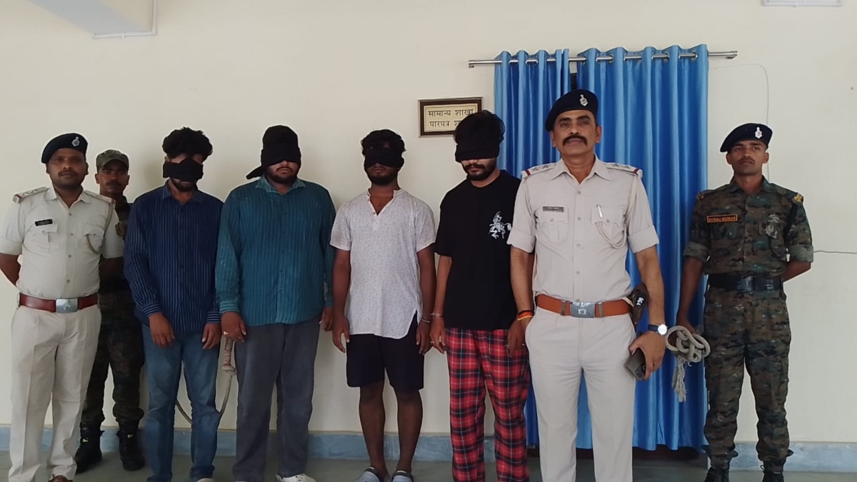 NEET परीक्षा का फर्जी प्रश्नपत्र बेचकर ठगी करने वाले चार शातिर हुए गिरफ्तार, टेलीग्राम पर झांसा देकर लाखों की ठगी
