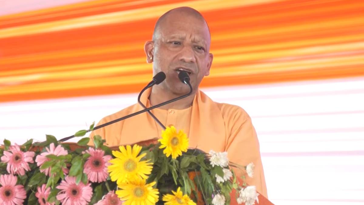 सीएम योगी ने बदला कुशीनगर के फाजिल नगर का नाम, बोले- 'यूपी से मच्छर-माफिया दोनों खत्म'