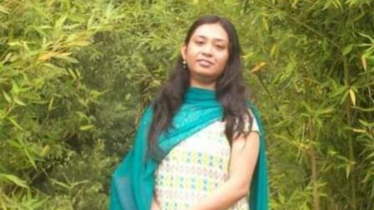 फ्लैट में मिला DU की असिस्टेंट प्रोफेसर का शव, बहन ने ताला तोड़कर देखा तो उड़ गए होश