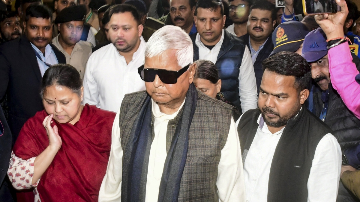 सुरक्षा में कटौती से नाराज लालू परिवार, राबड़ी देवी ने सभी सुरक्षाकर्मियों को वापस लौटाया