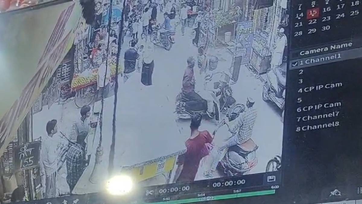 दिल्ली के दयालपुर में मर्डर का CCTV वीडियो आया सामने, बेखौफ बदमाश गोली मारते दिखे