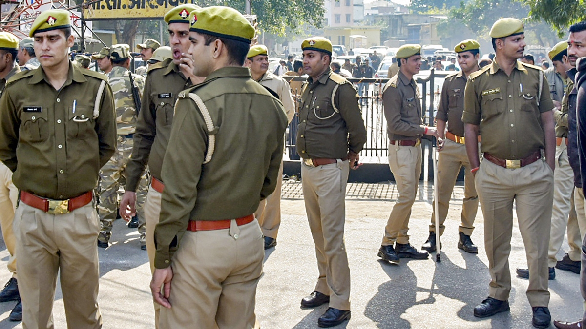 कानपुर से यूके तक फर्जी डिग्री और जाली मार्कशीट बनाने का खेल, मास्टरमाइंड जियाउल हसन समेत 10 गिरफ्तार