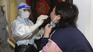 चीन समेत कई देशों में कोरोना के बढ़ते मामलों पर केंद्र अलर्ट, स्वास्थ्य मंत्री ने बुलाई बड़ी बैठक