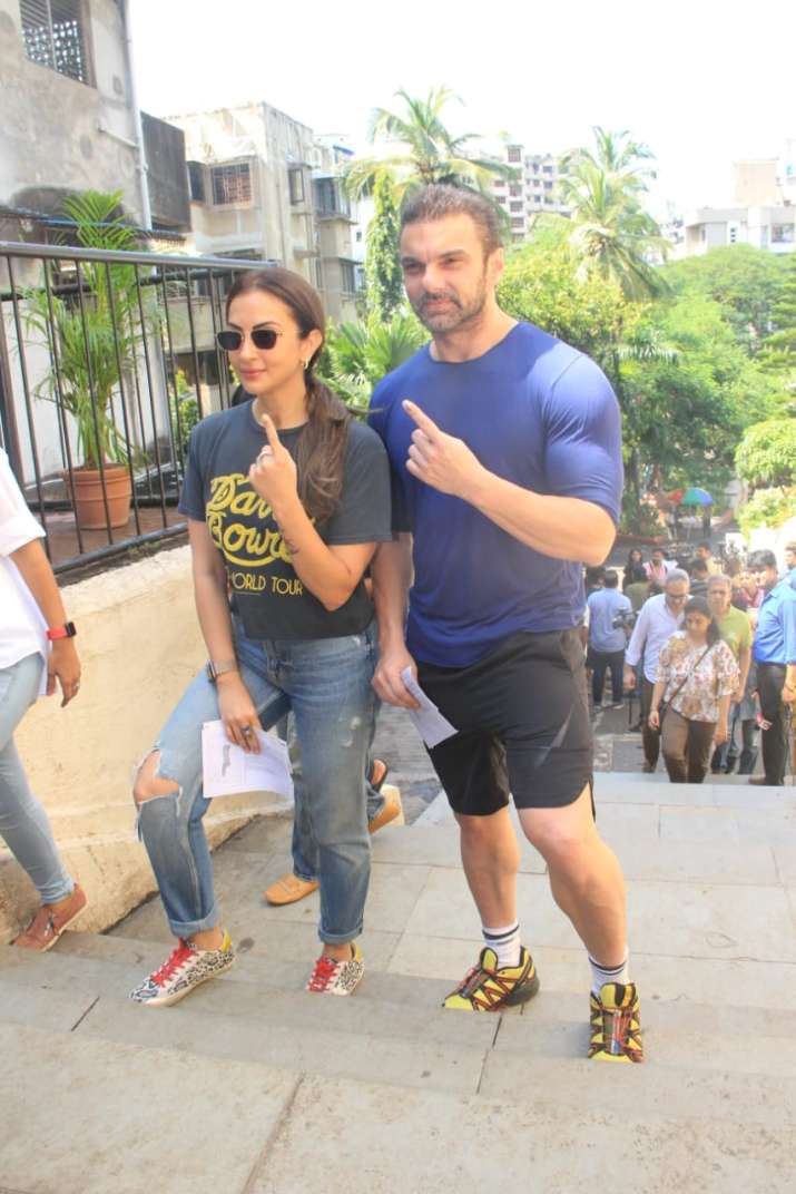 Sohail Khan with wife Seema Khan