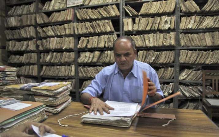 7th Pay Commission: 20% तक बढ़ सकती है केंद्रीय कर्मचारियों की सैलरी, कैबिनेट 29 जून को लेगी फैसला 7th Pay Commission: 20% तक बढ़ सकती है केंद्रीय कर्मचारियों की सैलरी, कैबिनेट 29 जून को लेगी फैसला- IndiaTV Paisa