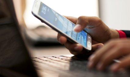ऑनलाइन ट्रांजेक्शन के लिए SMS से OTP मंगाने की नहीं होगी जरूरत, SBI ने लॉन्च किया एप ऑनलाइन ट्रांजेक्शन के लिए SMS से OTP मंगाने की नहीं होगी जरूरत, SBI ने लॉन्च किया एप- India TV Paisa